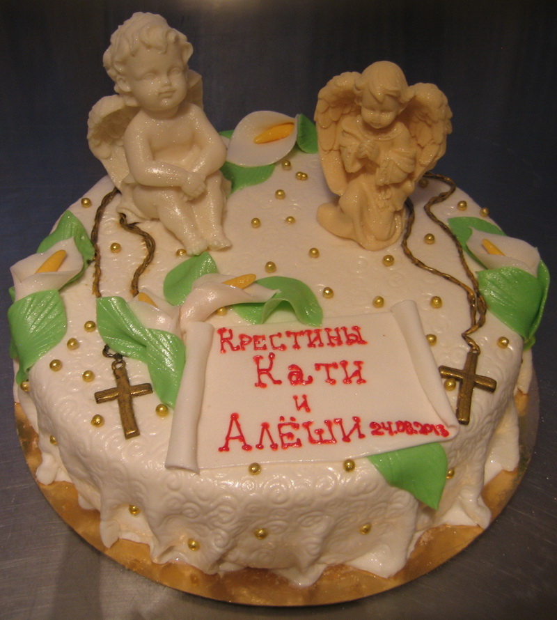 Детский торт на крестины с ангелочком